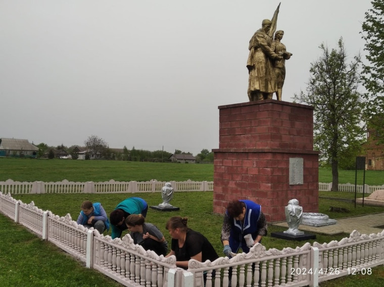 Благоустройство памятника.